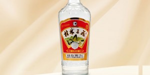 问下对比桂林三花酒 6年洞藏  45度 500ml 米香型白酒白酒真实使用感受？真实情况如何？