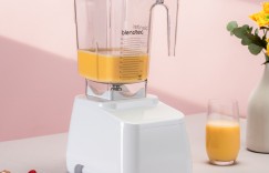 blendtec625和vitamix320区别哪个好？怎么样？是否值得吗？优缺点总结分析！caambhaz